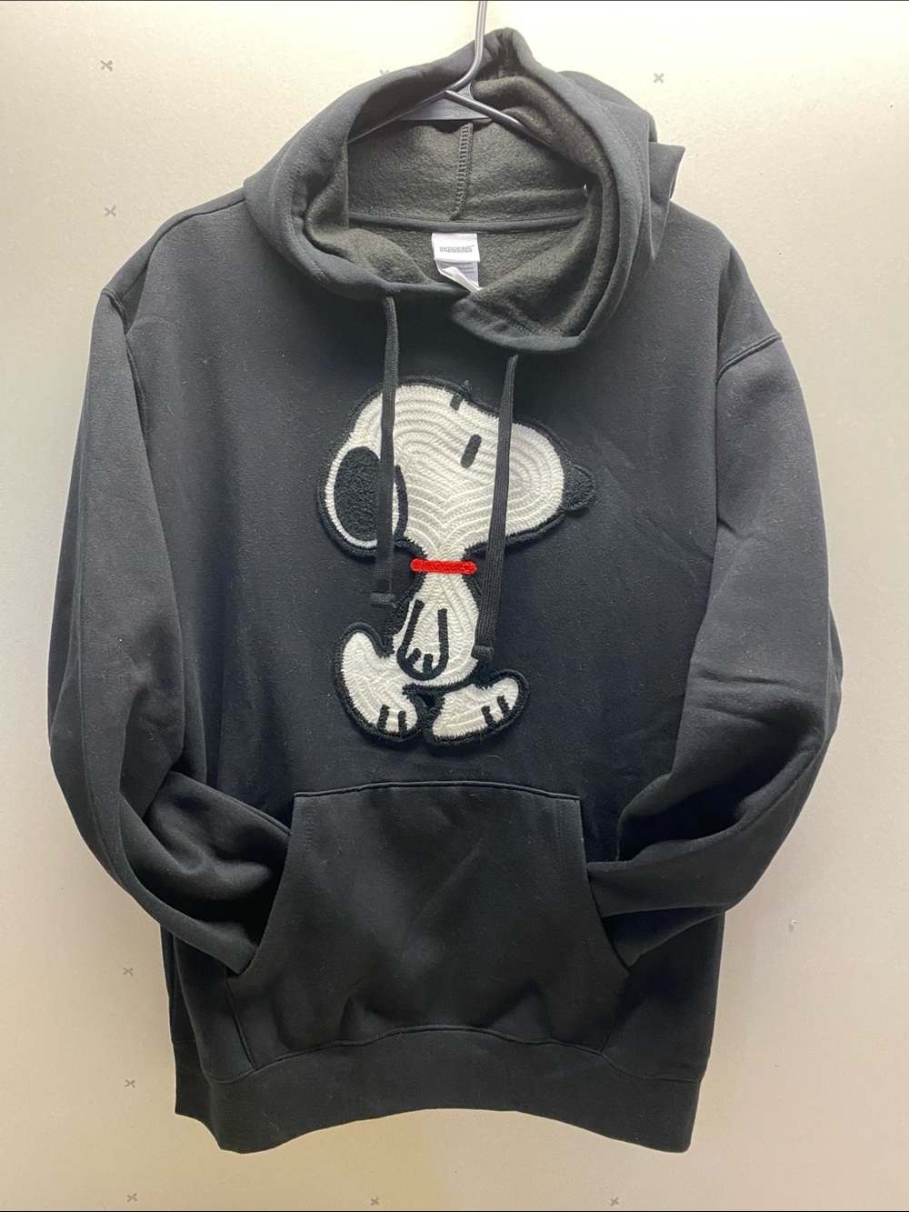 Peanuts Black Hoodie with Appliqué Snoopy